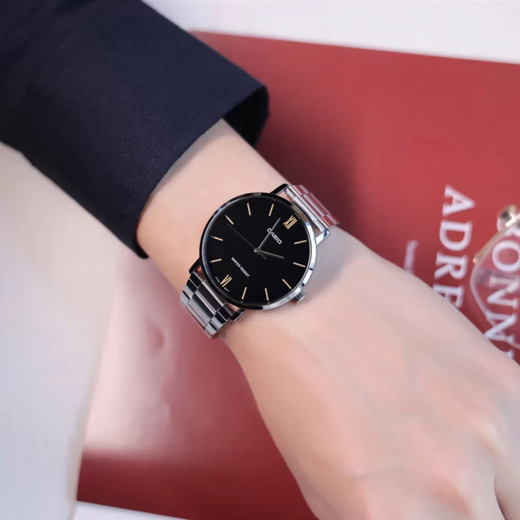 CASIO MTP-VT01D Quartz Watch for Men, Stainless Steel Bracelet, 30M Waterproof, Minimalist Slim Business Casual Timepiece 2