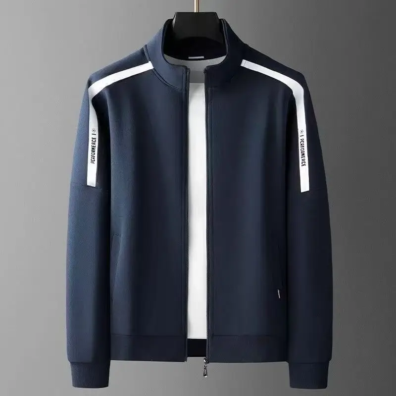 Breathable Tracksuit For Outdoor Fitness And Casual Activities 2