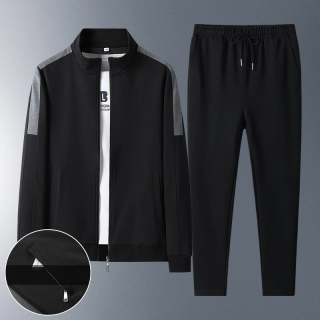 Breathable Tracksuit For Outdoor Fitness And Casual Activities